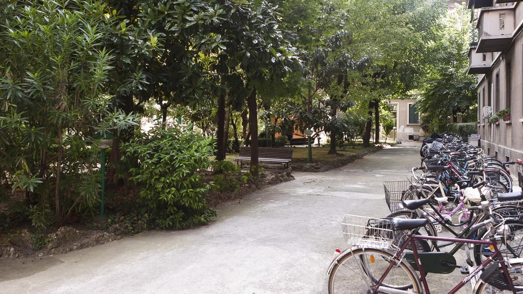 Italianway - Vigano Apartment Milan Luaran gambar